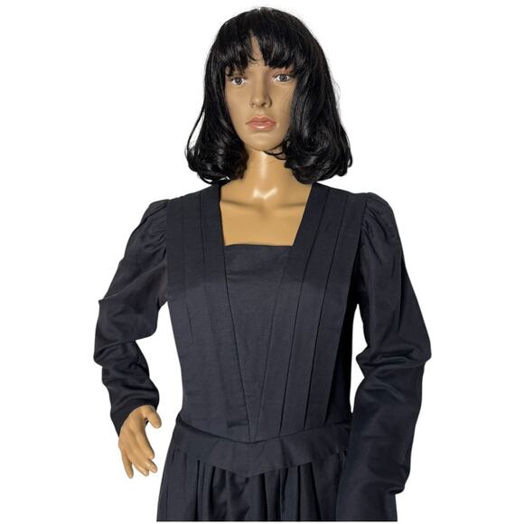 Vintage 70’s Diane Von Furstenberg Ladies Linen black midi dress size small - Picture 10 of 17